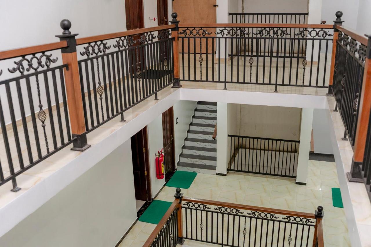 Ronaka Airport Transit Hotel كاتوناياكى المظهر الخارجي الصورة