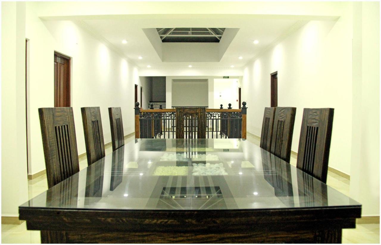 Ronaka Airport Transit Hotel كاتوناياكى المظهر الخارجي الصورة