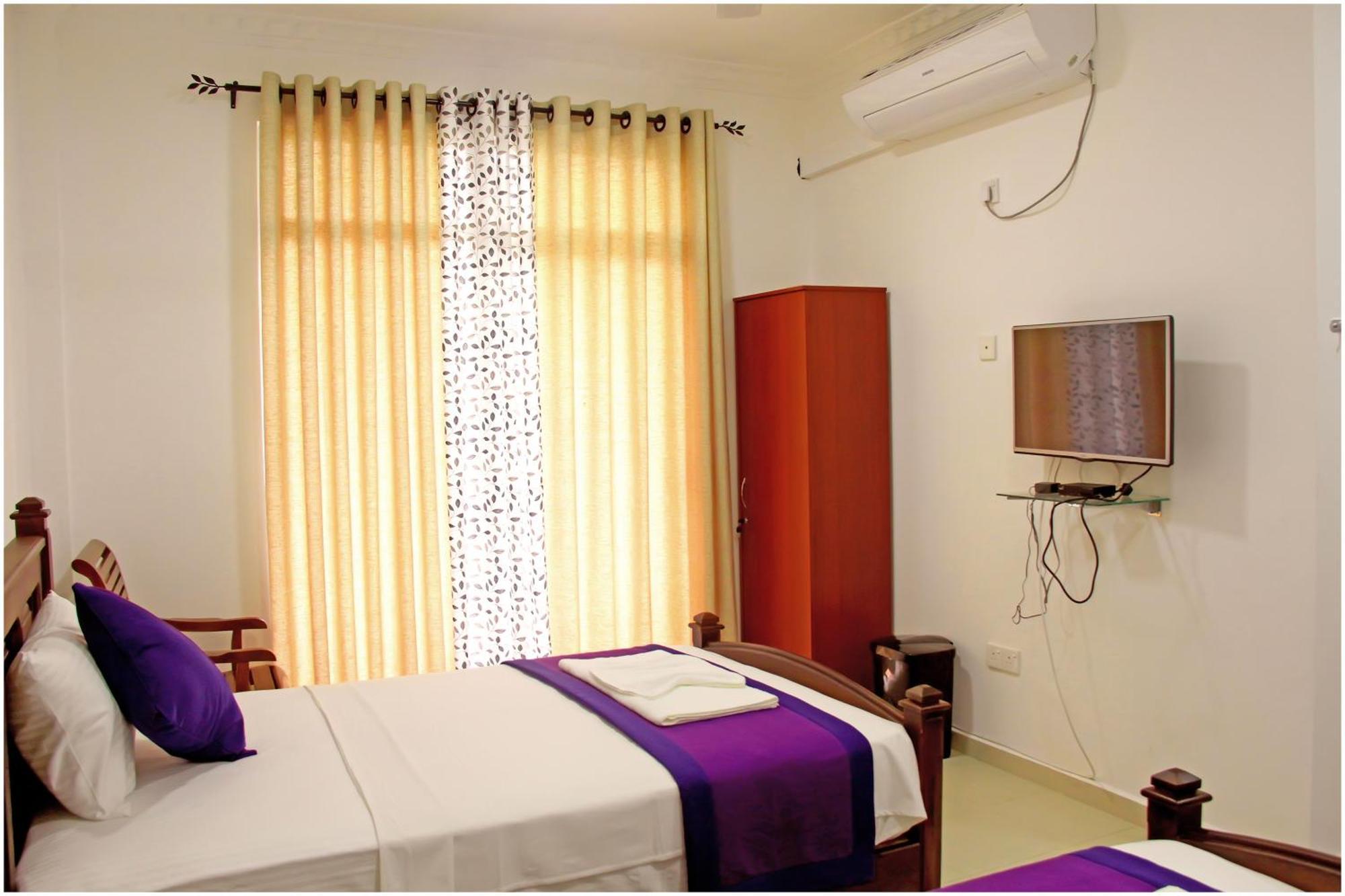 Ronaka Airport Transit Hotel كاتوناياكى المظهر الخارجي الصورة
