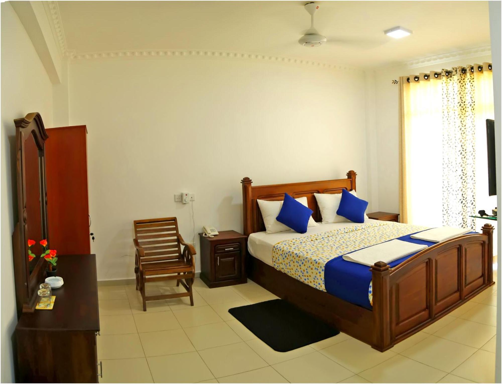 Ronaka Airport Transit Hotel كاتوناياكى المظهر الخارجي الصورة