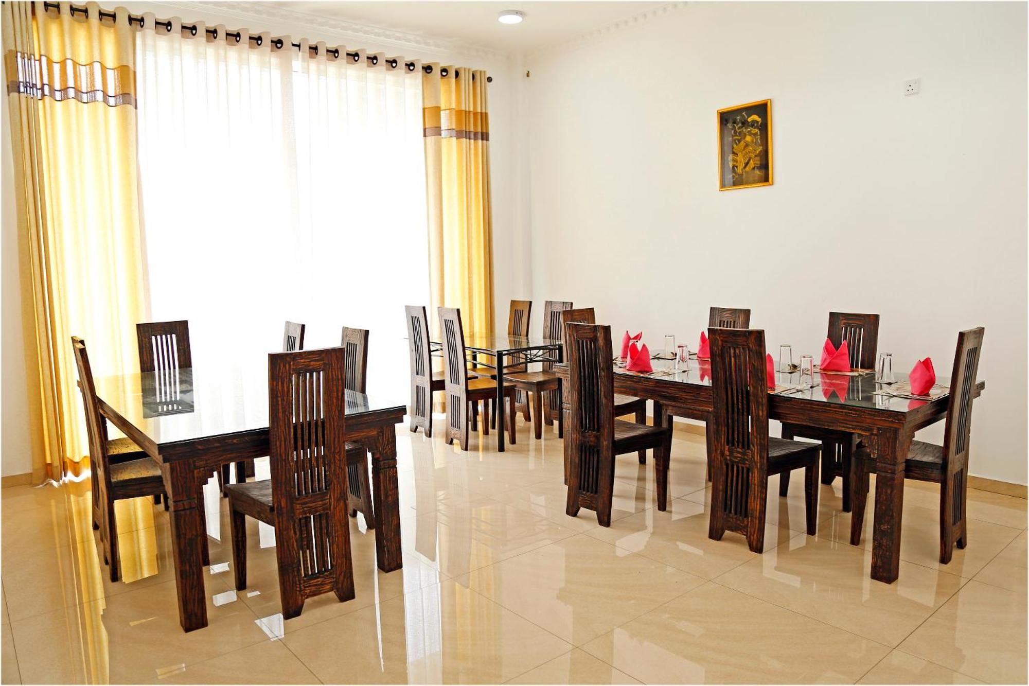 Ronaka Airport Transit Hotel كاتوناياكى المظهر الخارجي الصورة