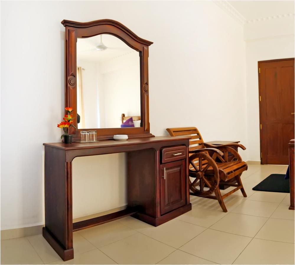 Ronaka Airport Transit Hotel كاتوناياكى المظهر الخارجي الصورة