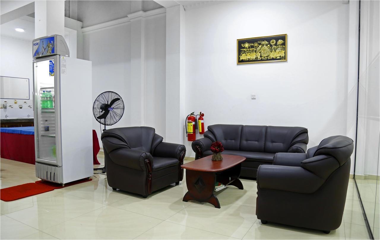 Ronaka Airport Transit Hotel كاتوناياكى المظهر الخارجي الصورة