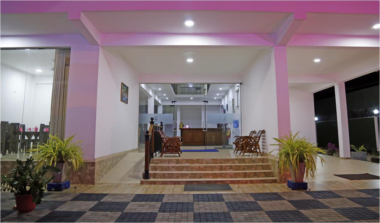 Ronaka Airport Transit Hotel كاتوناياكى المظهر الخارجي الصورة