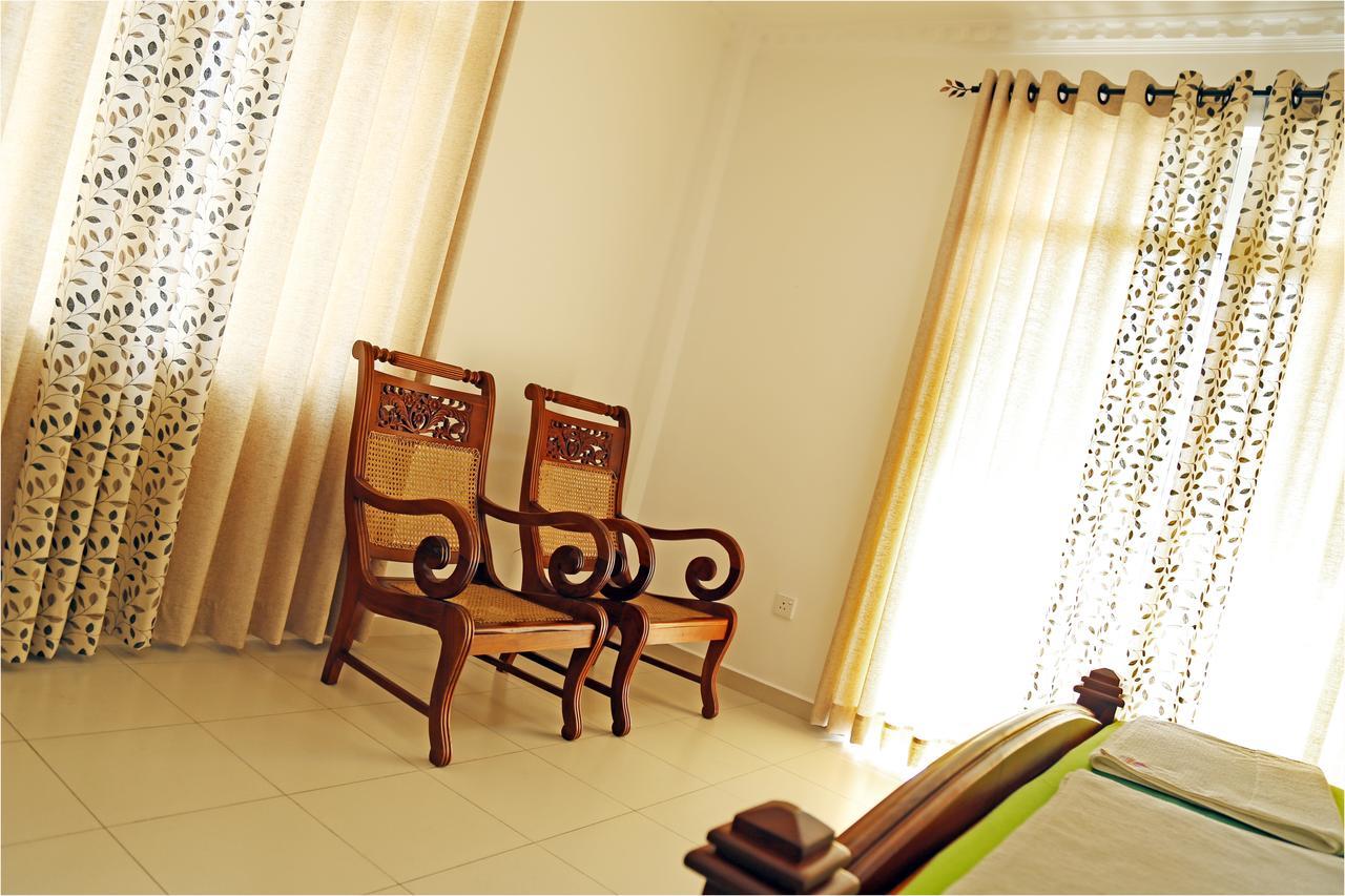 Ronaka Airport Transit Hotel كاتوناياكى المظهر الخارجي الصورة